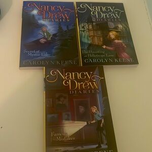 Set of three Nancy drew books